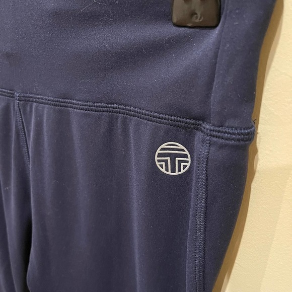 Tory Sport Women's High-Rise Weightless Chevron Leggings - Picture 5 of 9